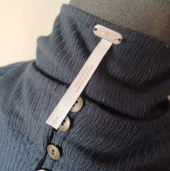 Free People Women's Top - Picture 7 of 8